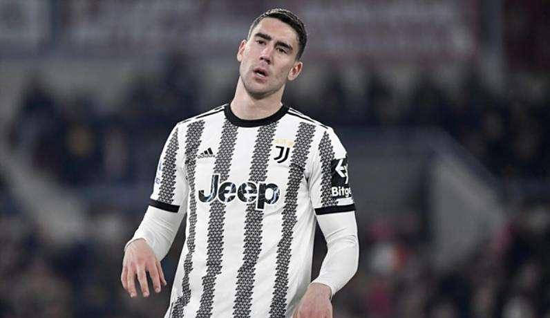 意甲顶薪射手考虑未来：曼联、切尔西和拜仁争相追逐